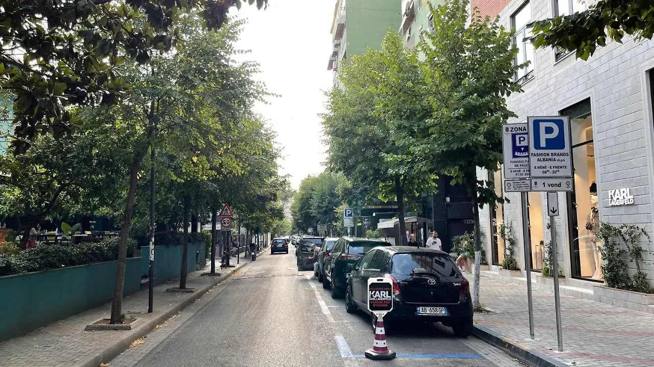 Johana Blloku Apartment In Amazing Location! Tirana